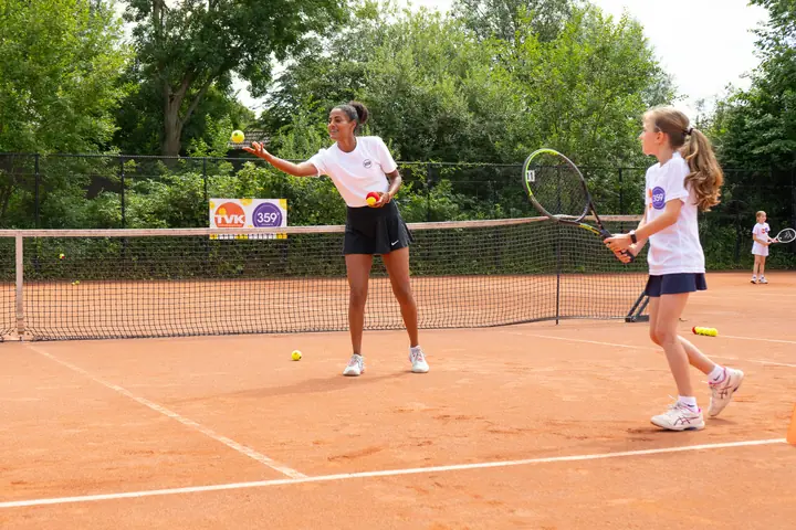 Player during a tennis session at 359.tennis in Amstelveen
