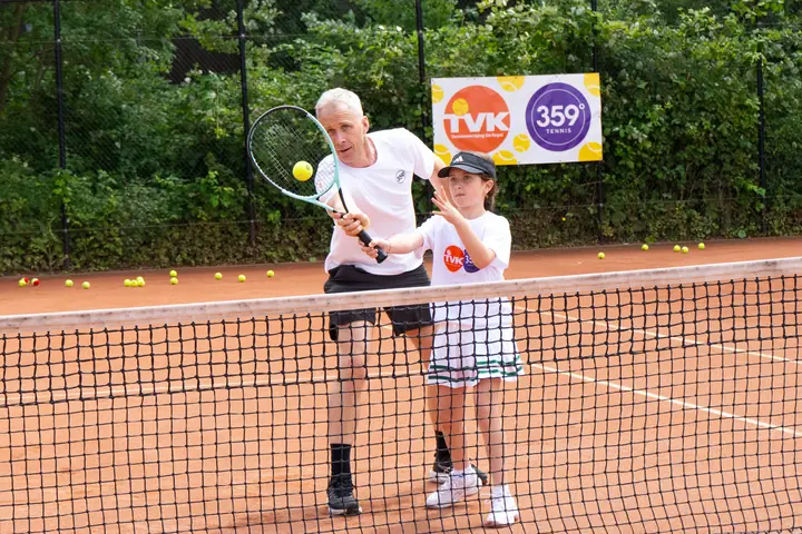 Player during a tennis session at 359.tennis in Amstelveen