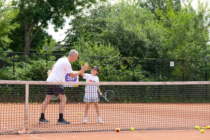 Player during a tennis session at 359.tennis in Amstelveen